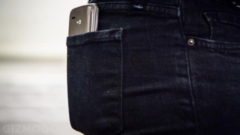 Illustration for article titled LG G Flex, análisis: más allá de la curva